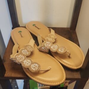 Ataiwee Sandals